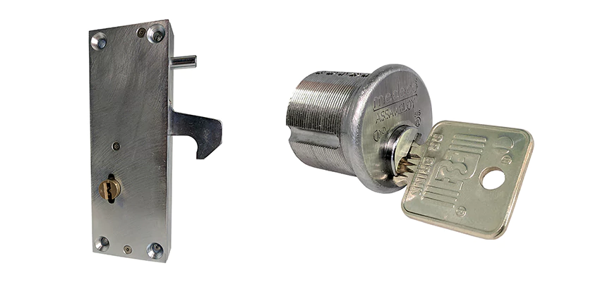 RR Fence Gates Brink Locks Repair in San Juan Capistrano, California